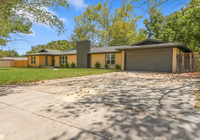 Photo 2 of Single family home for sale at 7320 Briley Dr, North Richland Hills, TX 76180 | MLS# 21364495 | Listing updated on 2026-08-30