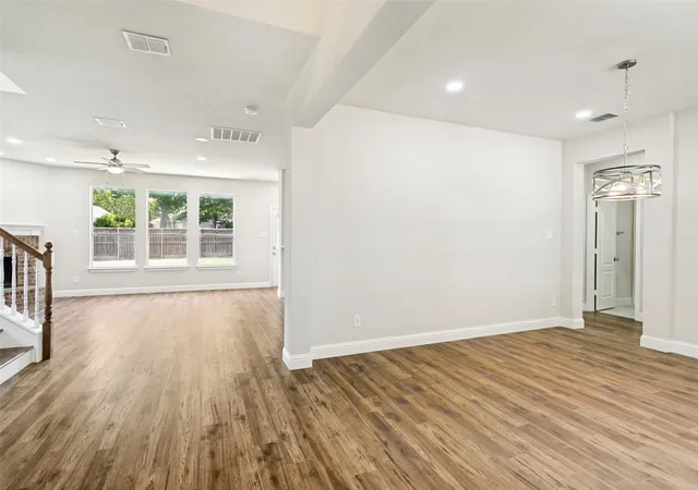 Photo 3 of Single family home for sale at 1611 Branch Creek Dr, Allen, TX 75002 | MLS# 21364585 | Listing updated on 2026-08-23