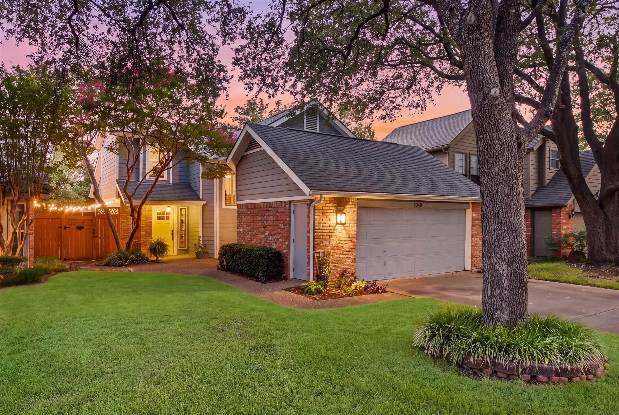Single family home for sale at 4040 Rive Ln, Addison, TX 75001 | MLS# 21364322