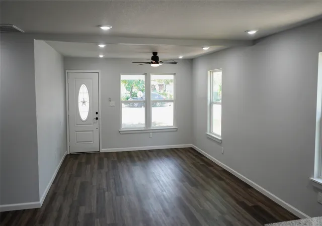 Photo 3 of Single family home for sale at 3464 Weber St, Fort Worth, TX 76106 | MLS# 21363674 | Listing updated on 2026-08-31