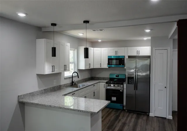 Photo 4 of Single family home for sale at 3464 Weber St, Fort Worth, TX 76106 | MLS# 21363674 | Listing updated on 2026-10-03
