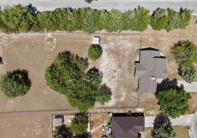 Photo 3 of Single family home for sale at 4014 Cox St, Sherman, TX 75090 | MLS# 21364627 | Listing updated on 2026-09-15