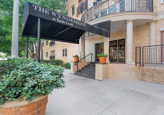 Photo 2 of Condo for sale at 3400 Welborn St #107, Dallas, TX 75219 | MLS# 21364669 | Listing updated on 2026-08-20