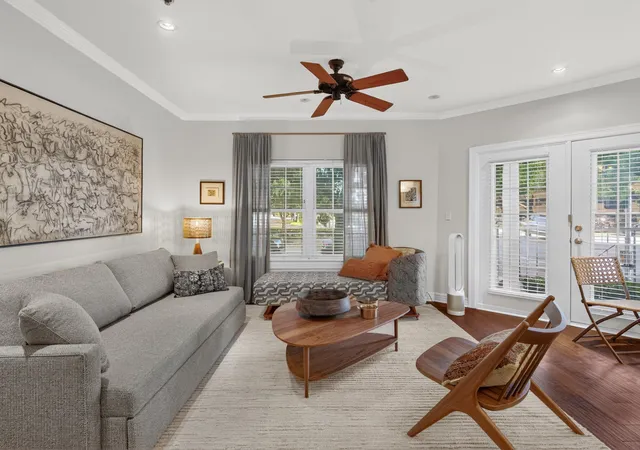 Listing Photo 4 - Condo for sale in building located at 3400 Welborn St, Dallas, TX 75219 - Unit #107