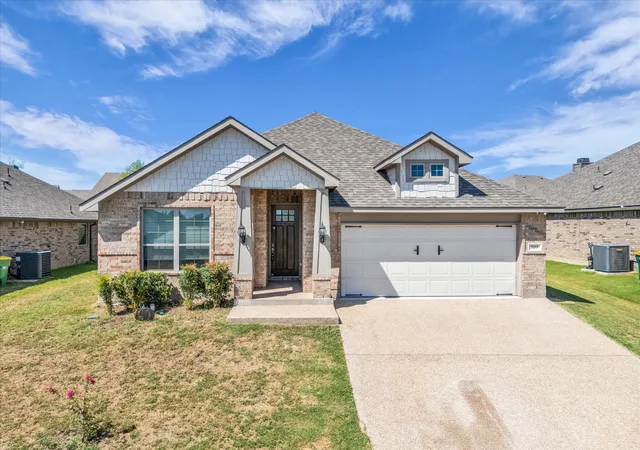 Photo 1 of Single family home for sale at 509 Paso Fino St, Waco, TX 76706 | MLS# 21358355 | Listing updated on 2026-09-23