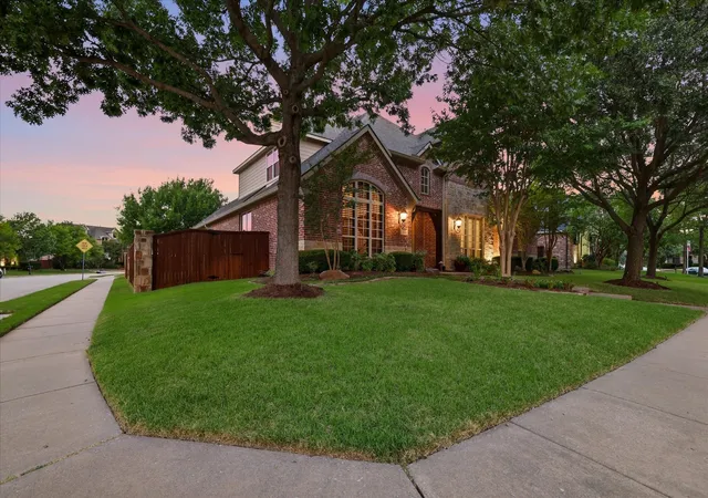 Photo 3 of Single family home for sale at 1309 Concho Dr, Allen, TX 75013 | MLS# 21361476 | Listing updated on 2026-10-07
