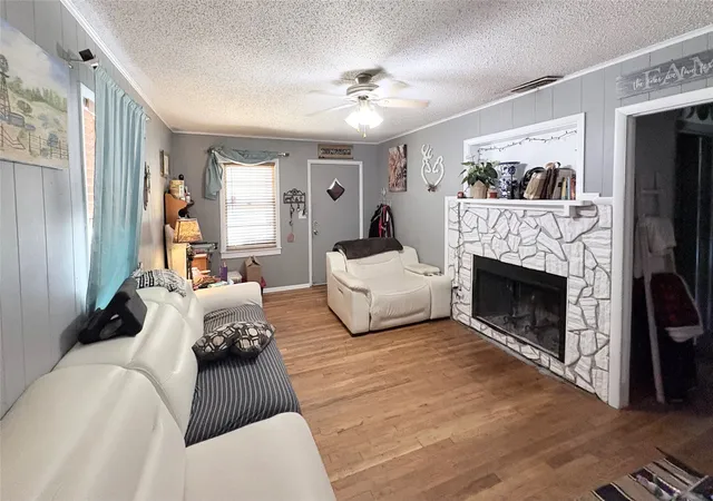 Photo 3 of Single family home for sale at 419 E Conner St, Eastland, TX 76448 | MLS# 21364784 | Listing updated on 2026-08-20