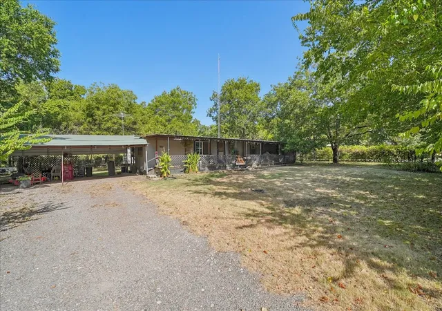 Photo 3 of Manufactured home for sale at 304 W 2nd St, Dodd City, TX 75438 | MLS# 21364776 | Listing updated on 2026-08-20