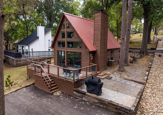 Photo 1 of Single family home for sale at 61 Rocky Point Rd, Mount Vernon, TX 75457 | MLS# 21360933 | Listing updated on 2026-08-30