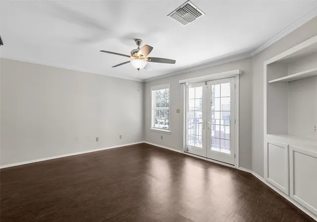Photo 3 of Condo for sale at 600 Bagby Ave #6B, Waco, TX 76706 | MLS# 21363549 | Listing updated on 2026-08-20