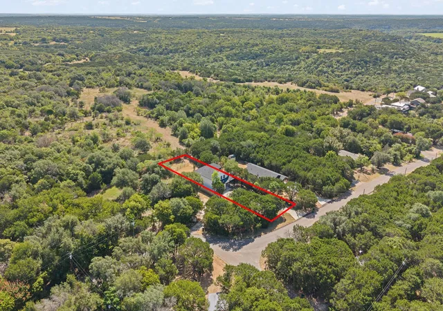 Photo 3 of Single family home for sale at 9405 Hilltop St, Rio Vista, TX 76093 | MLS# 21363812 | Listing updated on 2026-08-26