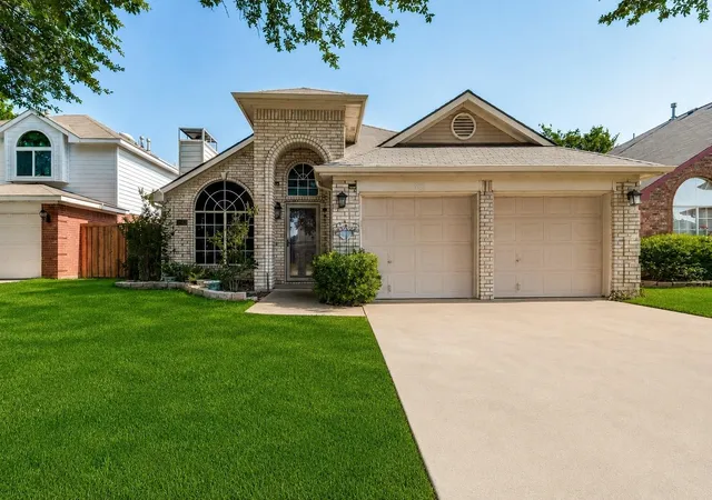 Photo 1 of Single family home for sale at 1153 Bay Side Dr, Irving, TX 75060 | MLS# 21364845 | Listing updated on 2026-08-25