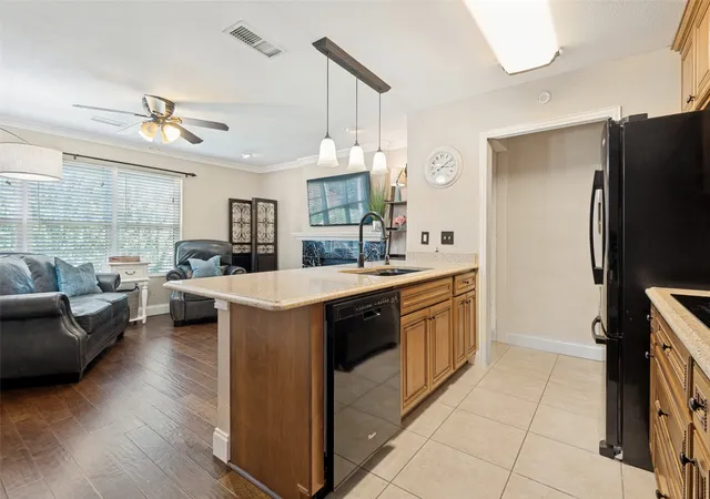 Listing Photo 4 - Condo for sale in building located at 236 Samuel Blvd, Coppell, TX 75019 - Unit #2