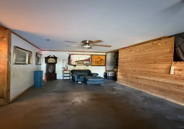 Photo 2 of Single family home for sale at 1633 Kay Ln, Azle, TX 76020 | MLS# 21336207 | Listing updated on 2026-08-20