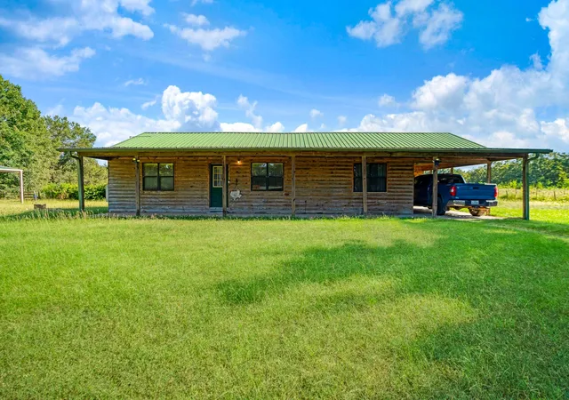 Photo 1 of Single family home for sale at 1251 County Road 2232, Detroit, TX 75436 | MLS# 21364519 | Listing updated on 2026-08-21