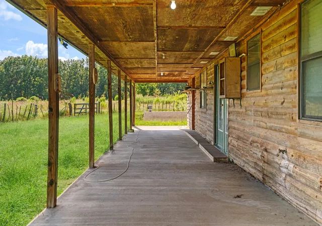 Photo 3 of Single family home for sale at 1251 County Road 2232, Detroit, TX 75436 | MLS# 21364519 | Listing updated on 2026-08-21