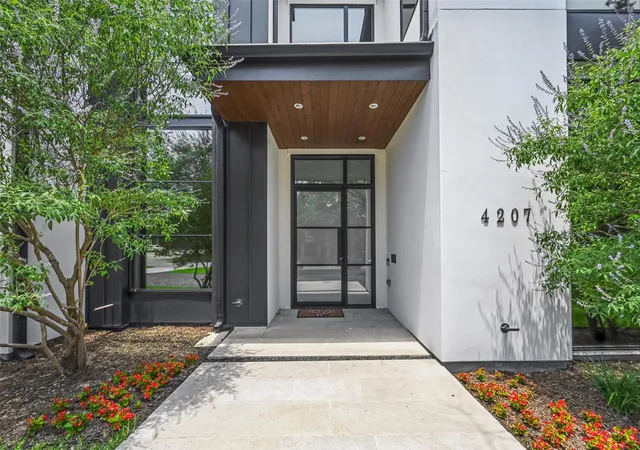 Photo 3 of Single family home for sale at 4207 Valley Ridge Rd, Dallas, TX 75220 | MLS# 21364861 | Listing updated on 2026-09-03