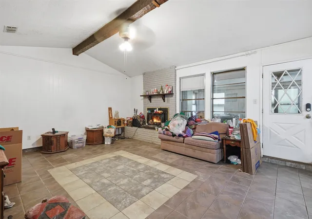 Photo 3 of Single family home for sale at 316 Jeri Ridge Rd, Willow Park, TX 76087 | MLS# 21364783 | Listing updated on 2026-08-20