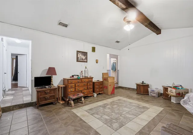 Photo 3 of Single family home for sale at 316 Jeri Ridge Rd, Willow Park, TX 76087 | MLS# 21364783 | Listing updated on 2026-08-20