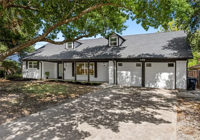 Photo 1 of Single family home for sale at 5748 Wimbleton Wy, Fort Worth, TX 76133 | MLS# 21362406 | Listing updated on 2026-09-19