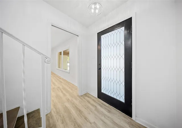 Photo 3 of Single family home for sale at 5748 Wimbleton Wy, Fort Worth, TX 76133 | MLS# 21362406 | Listing updated on 2026-09-19