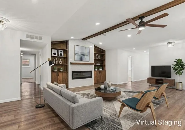 Photo 3 of Single family home for sale at 4915 Hovenkamp Dr, Dallas, TX 75227 | MLS# 21360606 | Listing updated on 2026-10-02