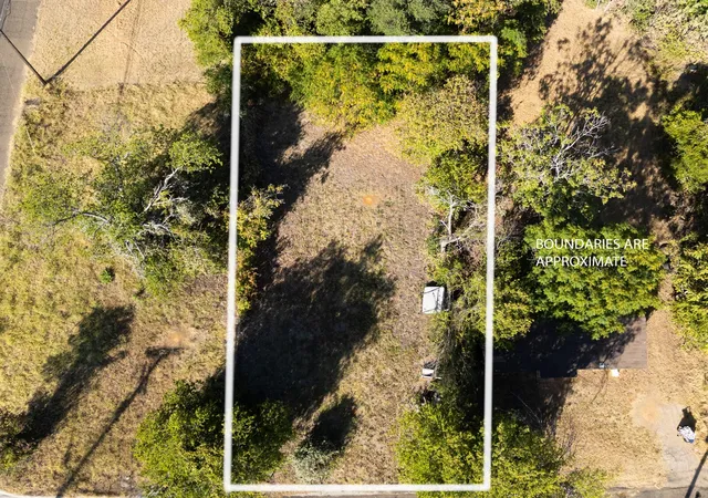 Photo 1 of Land for sale at 604 Johnson St, Waco, TX 76705 | MLS# 21363066 | Listing updated on 2026-08-21