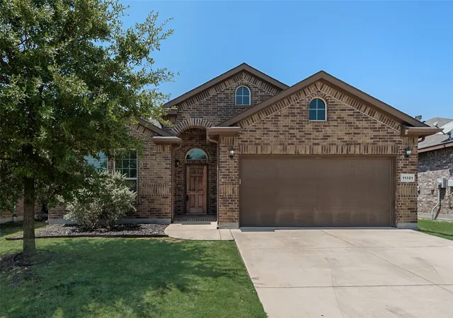Photo 1 of Single family home for sale at 11321 Gold Canyon Dr, Haslet, TX 76052 | MLS# 21363404 | Listing updated on 2026-10-06