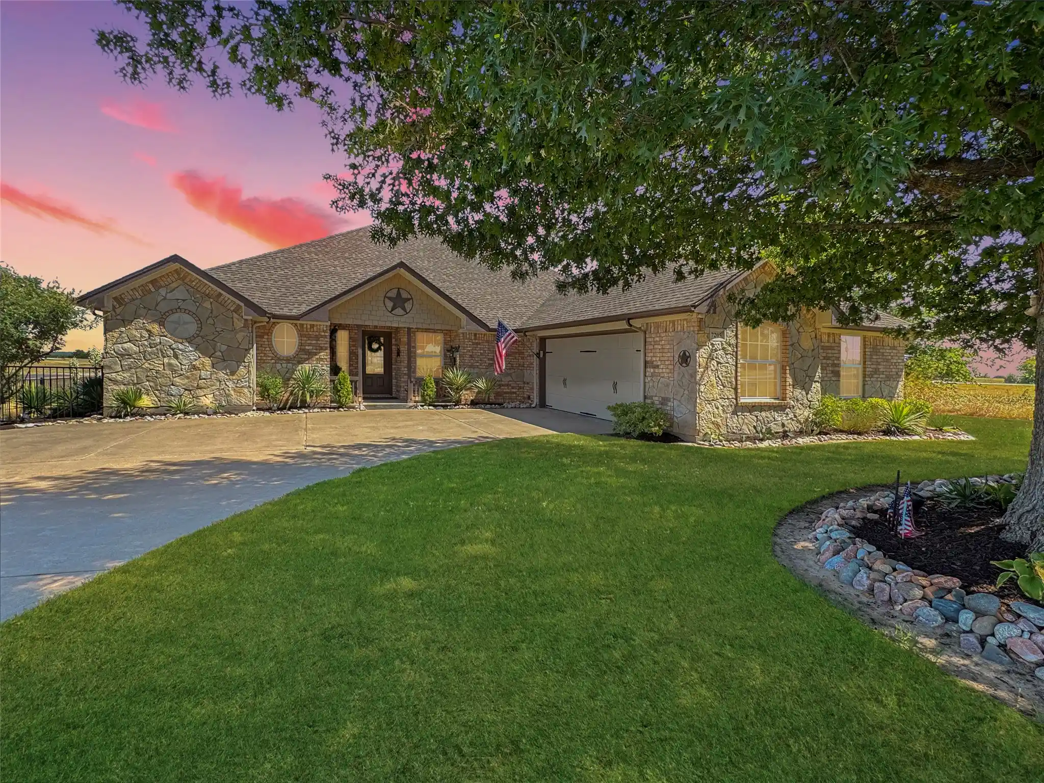 Photo 1 of Single family home for sale at 7205 Muirfield Dr, Cleburne, TX 76033 | MLS# 21363790 | Listing updated on 2026-10-17