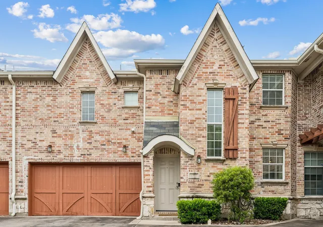 Photo 1 of Townhouse for sale at 2117 Parkview, Carrollton, TX 75006 | MLS# 21361818 | Listing updated on 2026-08-20