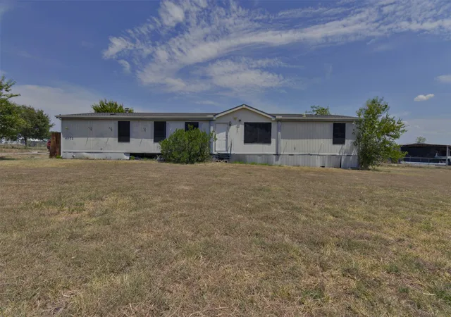 Photo 1 of Sale Pending at 4072 Joy Ln, Crandall, TX 75114 | MLS# 21364897 | Listing updated on 2026-09-06
