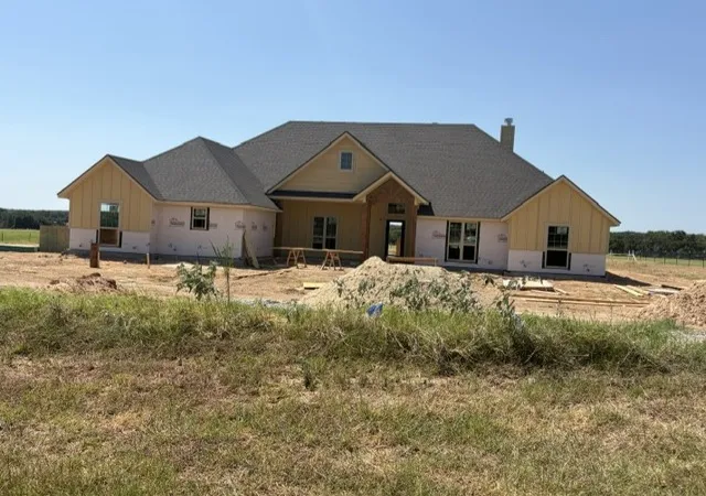 Photo 1 of Sale Pending at 3620 Springfield Rd, Springtown, TX 76082 | MLS# 21364985 | Listing updated on 2026-08-22