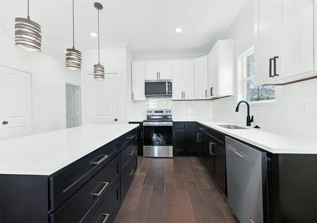 Photo 4 of Single family home for sale at 2821 Morse St, Greenville, TX 75401 | MLS# 21364975 | Listing updated on 2026-09-01