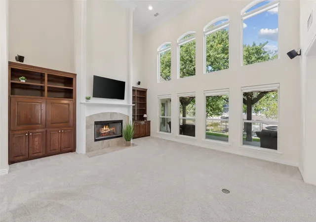 Photo 3 of Single family home for sale at 1825 Spinnaker Ln, Azle, TX 76020 | MLS# 21361791 | Listing updated on 2026-10-06
