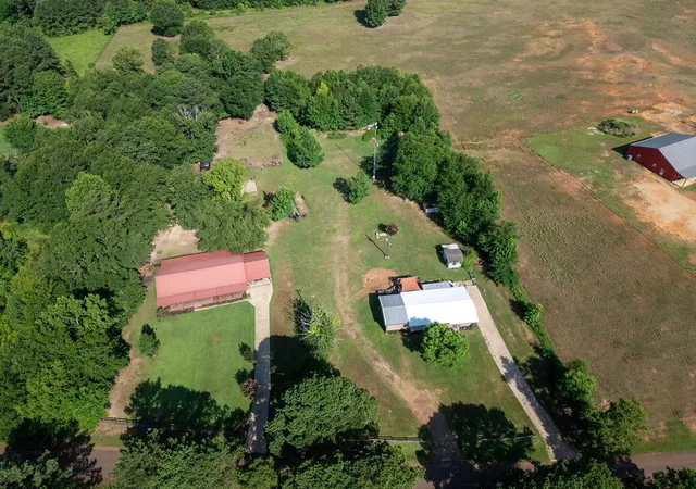Photo 4 of Single family home for sale at 339 H Williams Rd, Gilmer, TX 75645 | MLS# 21343328 | Listing updated on 2026-08-20