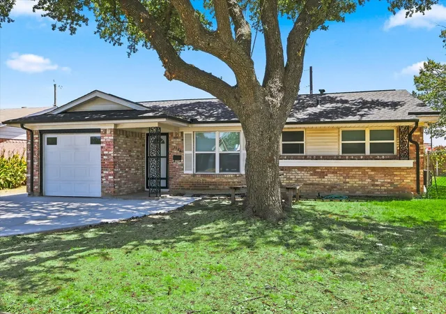Photo 4 of Single family home for sale at 3026 Rilla Dr, Garland, TX 75041 | MLS# 21364848 | Listing updated on 2026-08-22