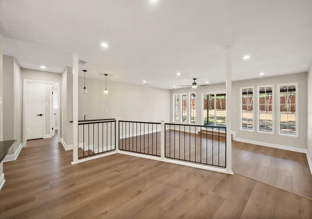 Photo 2 of Single family home for sale at 904 Northwood, Corsicana, TX 75110 | MLS# 21363445 | Listing updated on 2026-08-30