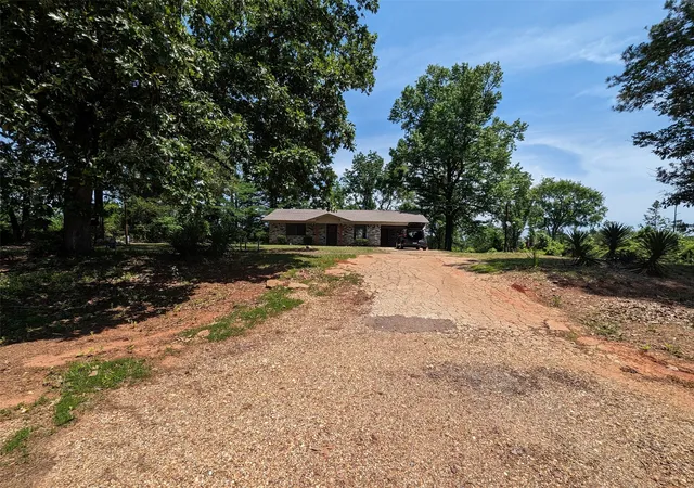 Photo 4 of Single family home for sale at 11728 Fm 1399, Marietta, TX 75566 | MLS# 21365167 | Listing updated on 2026-08-20