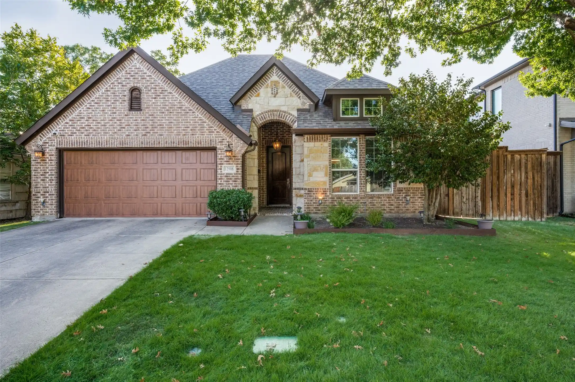 Photo 1 of Single family home for sale at 12908 Holbrook Dr, Dallas, TX 75234 | MLS# 21361331 | Listing updated on 2026-10-17