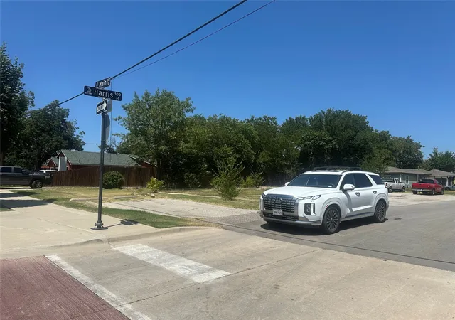 Photo 1 of Land for sale at 231 E Main St, Lewisville, TX 75057 | MLS# 21365189 | Listing updated on 2026-08-20