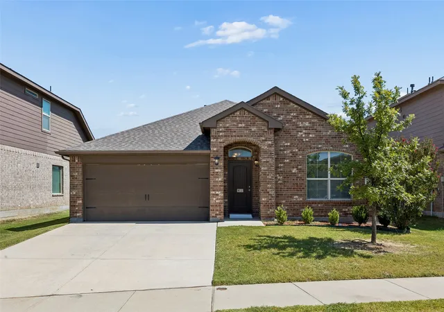 Photo 1 of Single family home for sale at 4236 Gallowgate Dr, Fort Worth, TX 76123 | MLS# 21365277 | Listing updated on 2026-08-20