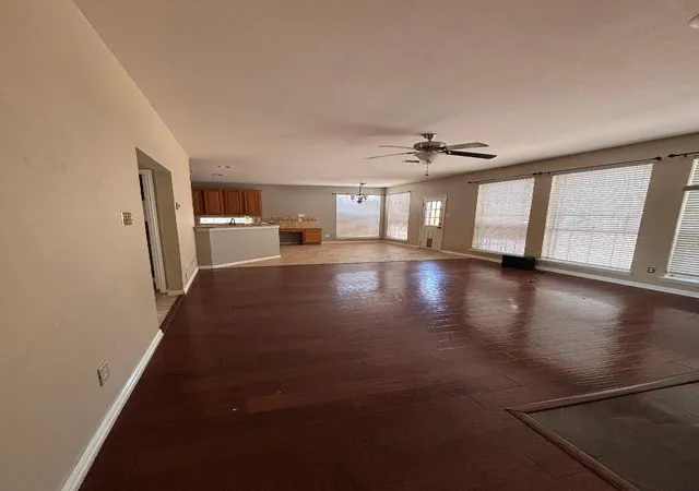 Photo 4 of Single family home for sale at 5405 Mt Mckinley Rd, Fort Worth, TX 76137 | MLS# 21360128 | Listing updated on 2026-08-21