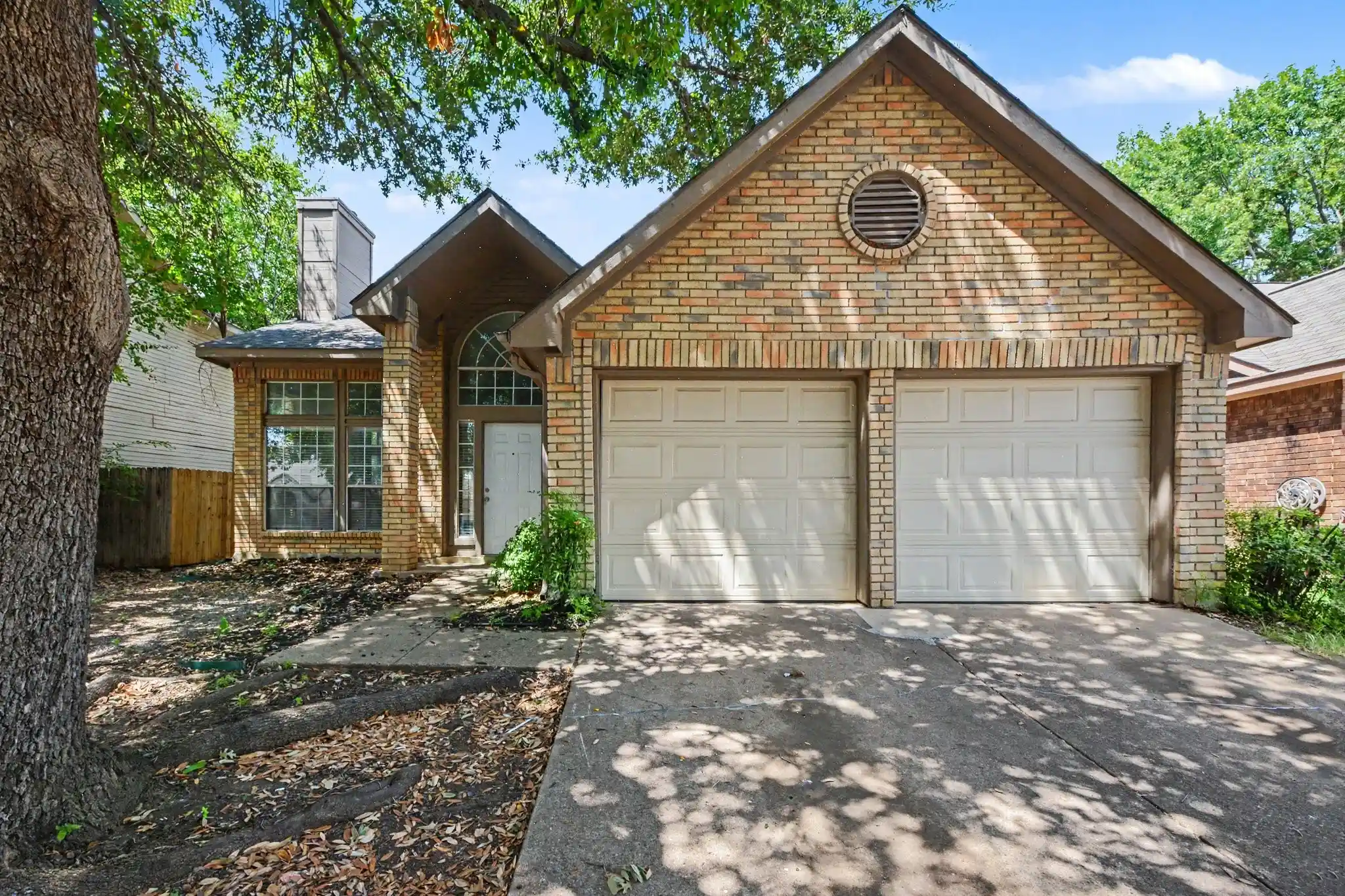 Single family home for sale at 4721 Waterway Dr N, Fort Worth, TX 76137 | MLS# 21365346