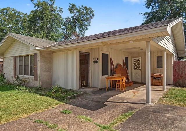 Photo 3 of Single family home for sale at 2604 Rosedale Pl, Bossier City, LA 71111 | MLS# 21365352 | Listing updated on 2026-08-21