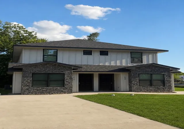 Multi family home for sale at 600-610 Sycamore St, Paris, TX 75460 | MLS# 21365284