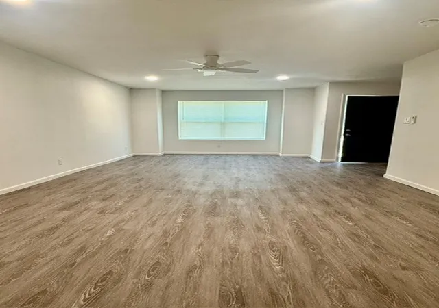 Photo 3 of House for sale at 600-610 Sycamore St, Paris, TX 75460 | MLS# 21365284 | Listing updated on 2026-08-21