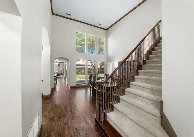 Photo 2 of Single family home for sale at 2120 Grayson Rd, Mc Kinney, TX 75072 | MLS# 21364795 | Listing updated on 2026-10-05