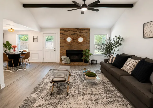 Photo 4 of Single family home for sale at 1233 Nicole Wy, Burleson, TX 76028 | MLS# 21365437 | Listing updated on 2026-10-08