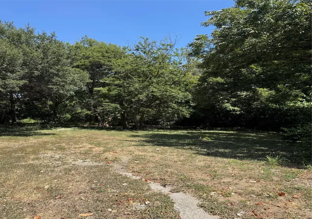 Photo 1 of Land for sale at 12001 Woodway Dr, Woodway, TX 76712 | MLS# 21365192 | Listing updated on 2026-08-21