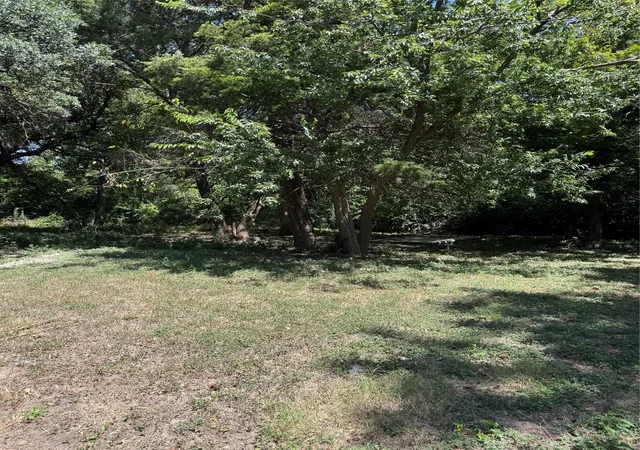 Photo 4 of Land for sale at 12001 Woodway Dr, Woodway, TX 76712 | MLS# 21365192 | Listing updated on 2026-08-21